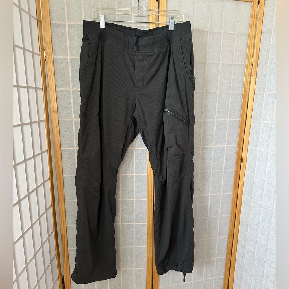 Lululemon track pants
